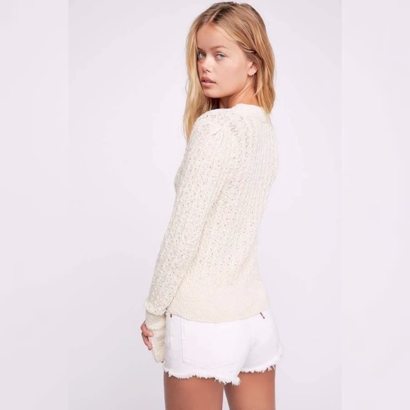 Free People Pullover Sweater Big Brown Buttons (S) - Picture 4 of 6